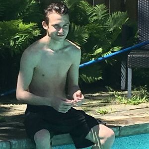 Meet your Posher, Samara